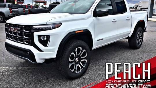 2024 GMC Canyon at4