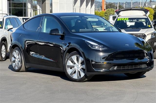 2024 tesla model y long range