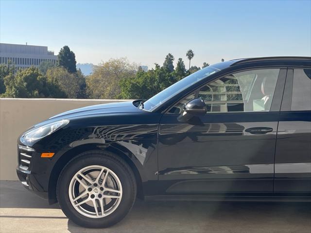 2018 porsche macan base