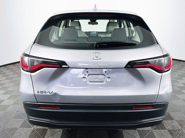 2023 honda hr-v lx