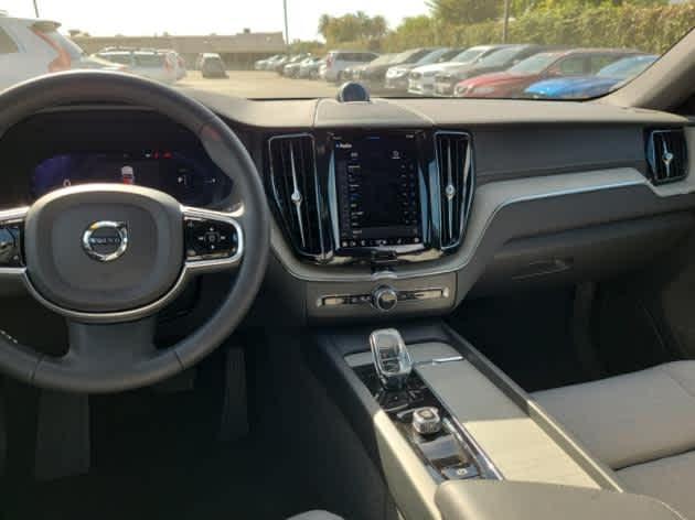 2023 volvo xc60 recharge plug-in hybrid ultimate dark