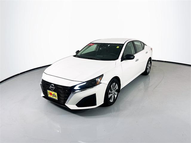 2024 nissan altima s fwd
