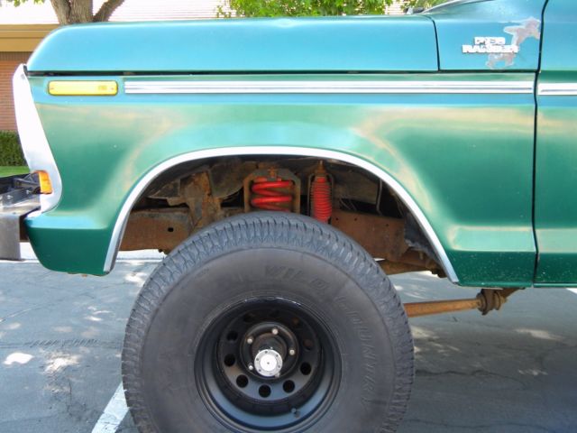 vintage 1979 ford f-150 ranger 4x4 (low mileage)
