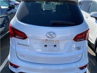2017 Hyundai Santa fe sport 2.4l
