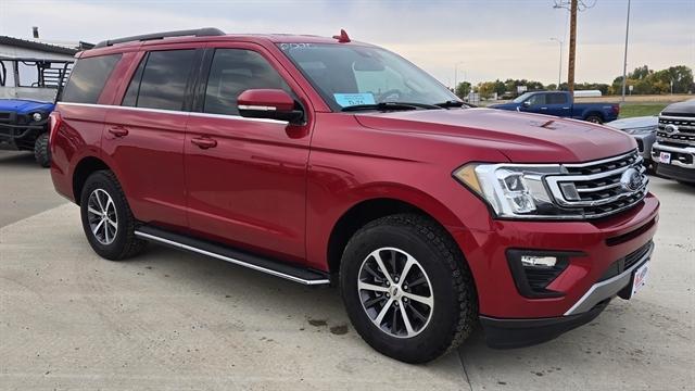 2020 ford expedition xlt