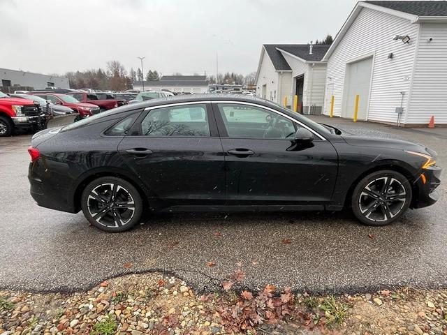 2024 kia k5 gt-line