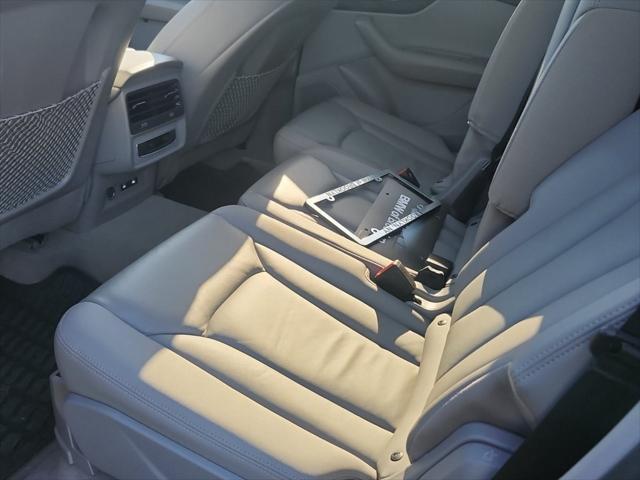 2021 audi q7 45 premium plus