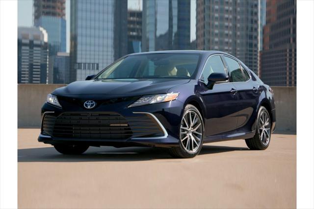 2021 toyota camry trd