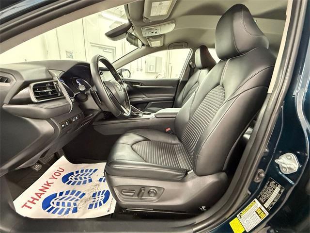 2021 toyota camry se
