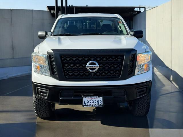 2017 nissan titan xd s