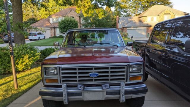 1984 ford bronco xlt sport utility 2-door 5.0l