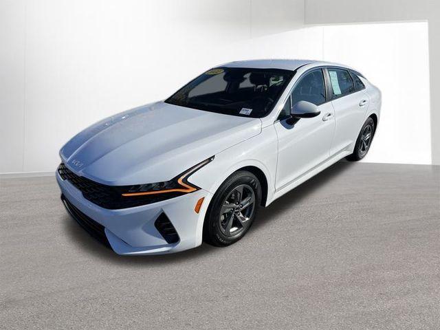 2022 kia k5 lxs
