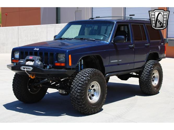 2001 jeep cherokee in o'fallon, illinois