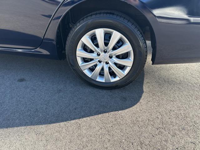 2012 toyota corolla le
