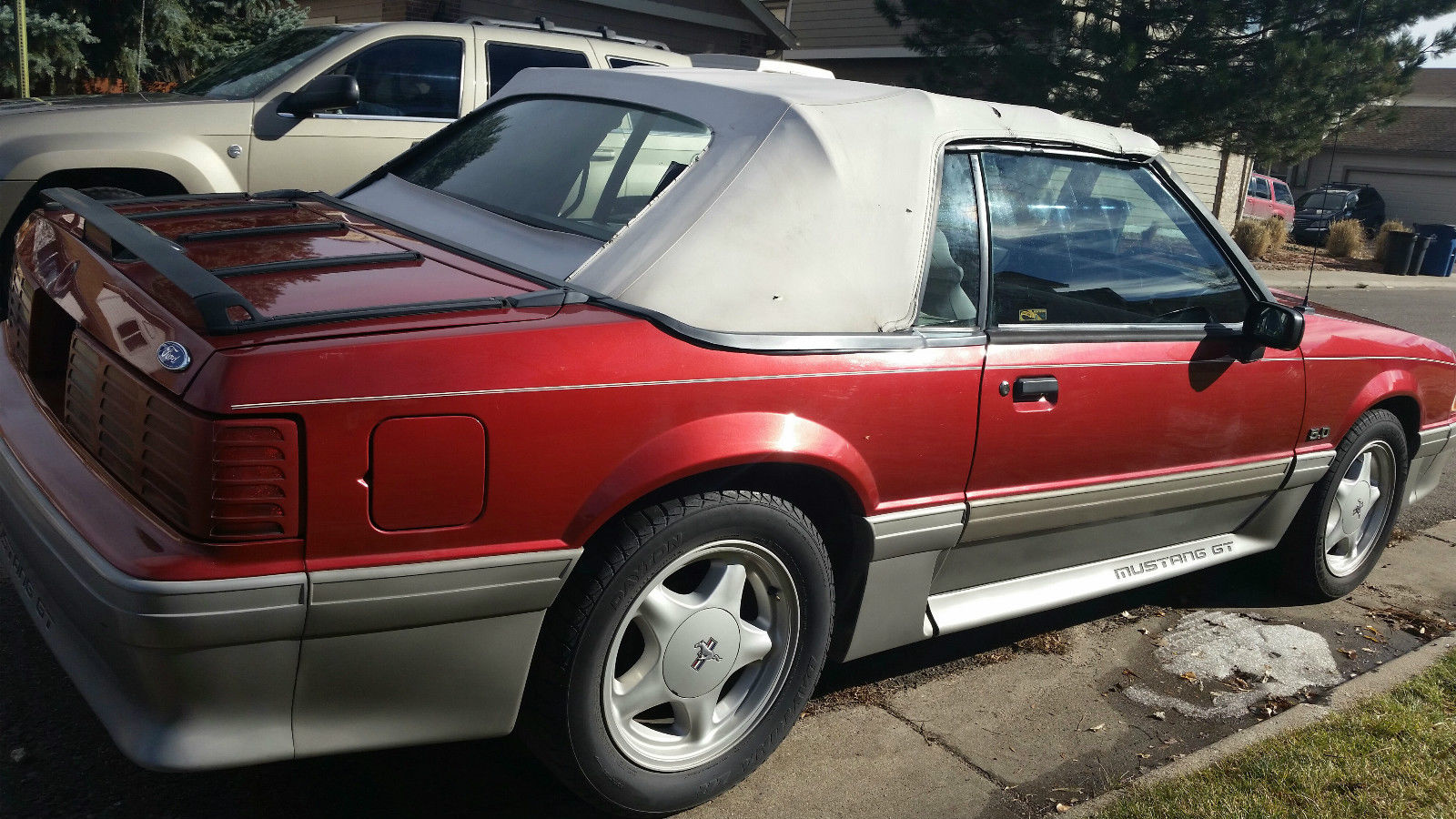 1991 ford mustang gt convertible 2-door 5.0l