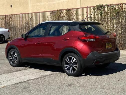 2020 nissan kicks