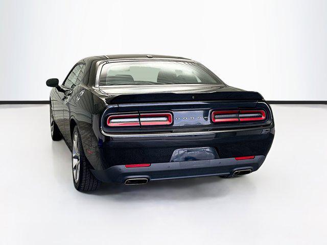 2022 dodge challenger gt
