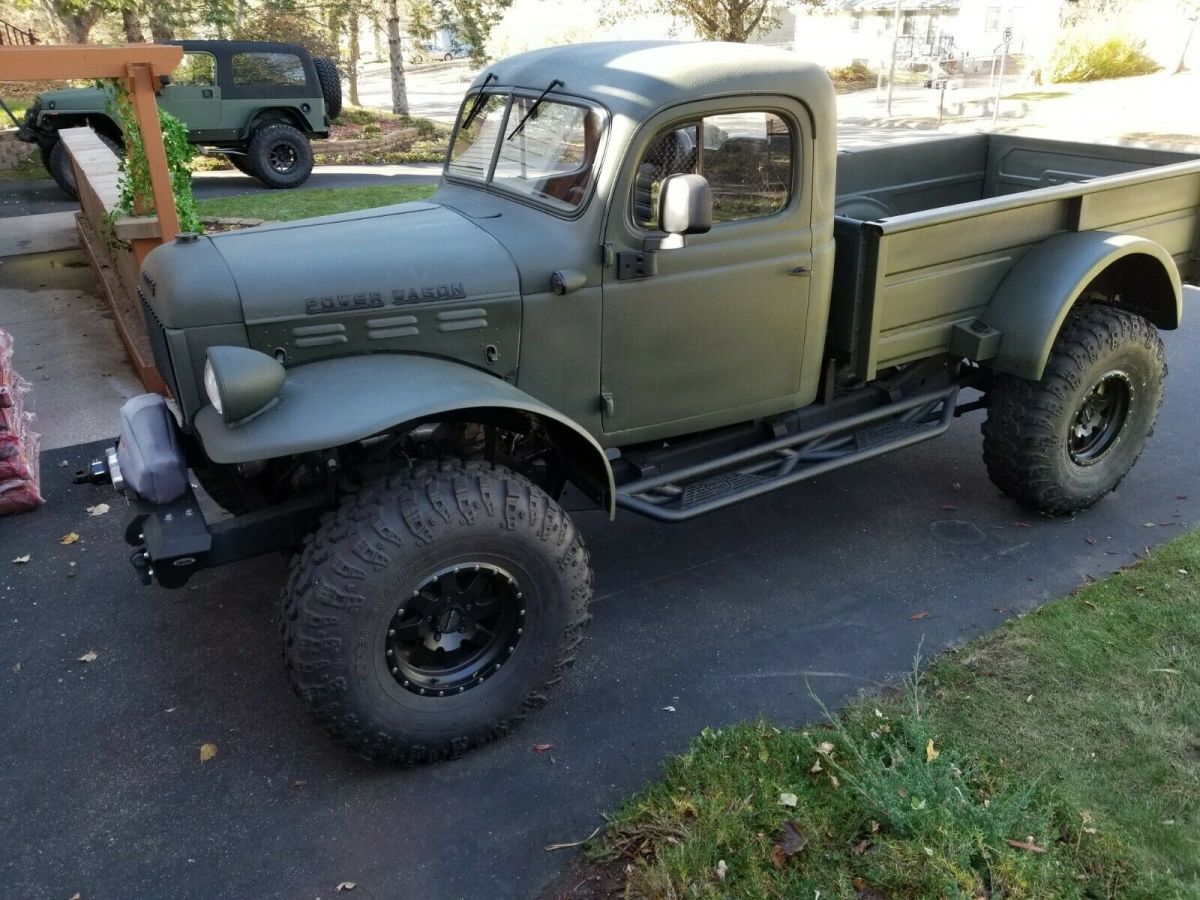 power wagon resto-mod 4x4 pro built, hemi, built to use. everything new or resto