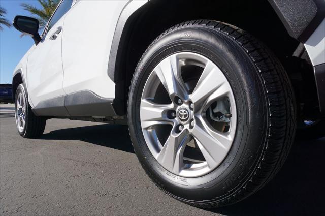 2023 toyota rav4 xle