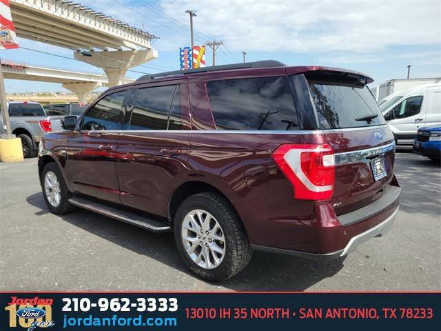 2020 ford expedition xlt