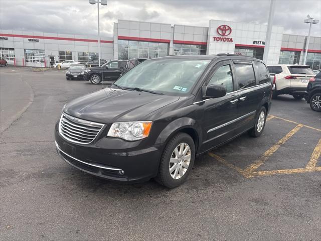 2015 chrysler town & country touring