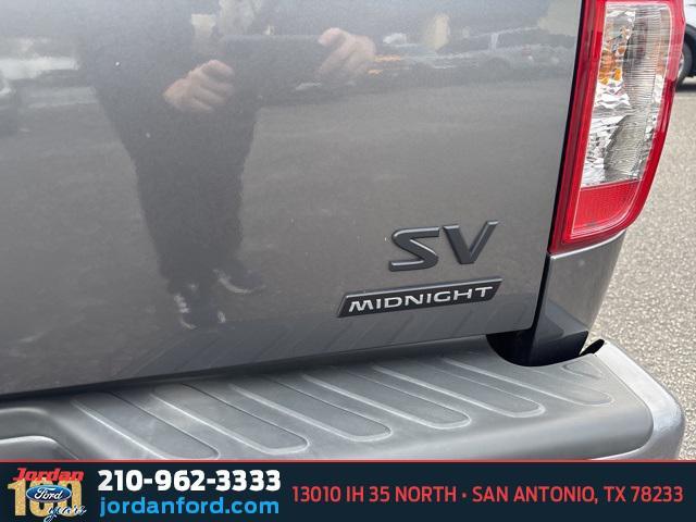2021 nissan frontier sv