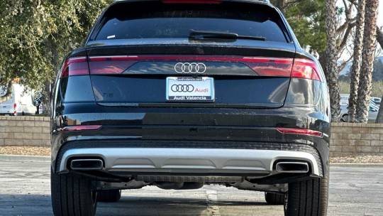 2024 Audi Q8