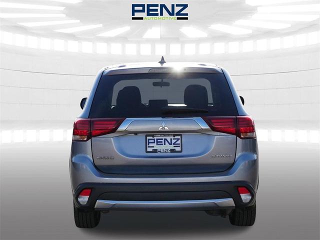 2017 mitsubishi outlander es