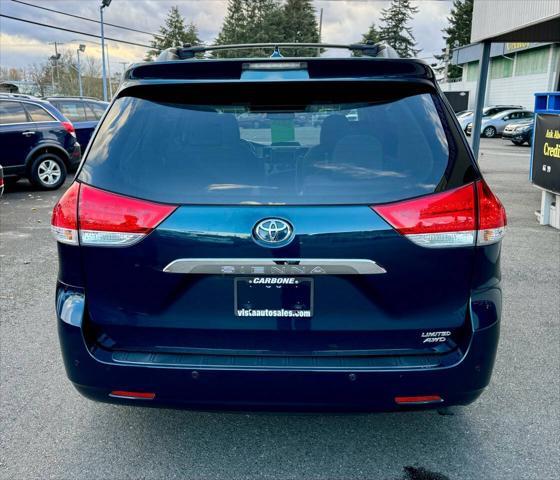 2012 toyota sienna limited