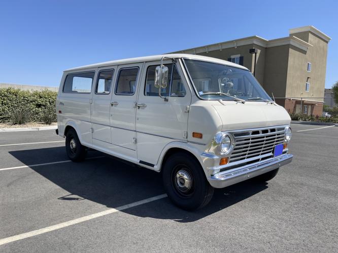 1970 ford econoline e200 club wagon chateau for sale in houston, texas