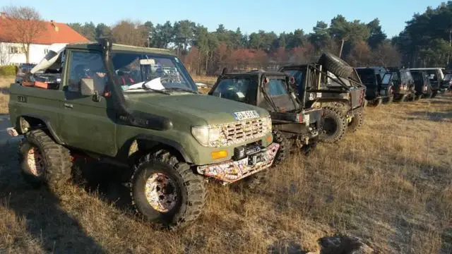 toyota land cruise kzj70 off road 93 model