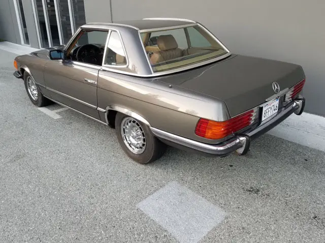 immaculate 1984 mercedes benz 280sl 2 tops roadster! 99,9% rust-free calif. r107