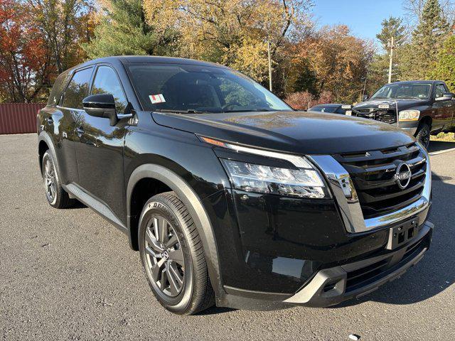 2022 nissan pathfinder s 4wd