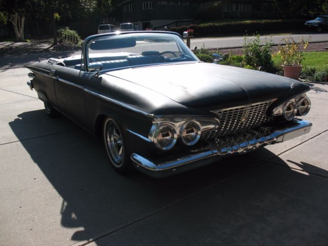 1961 plymouth fury convertible 318 , 3 deuces , 3 speed