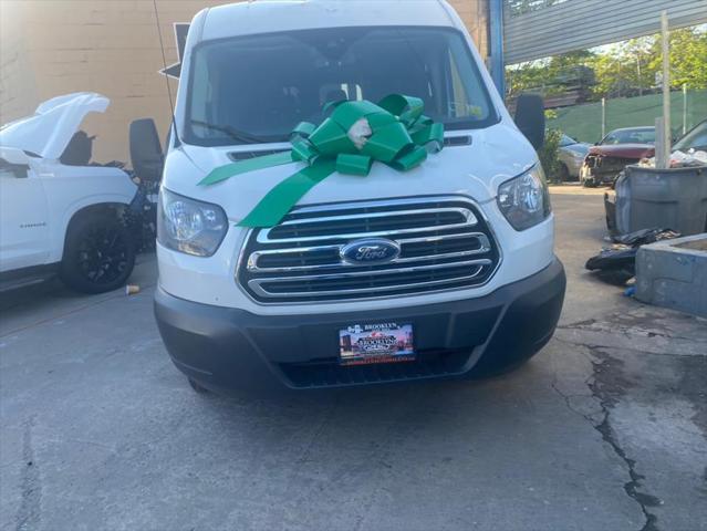 2017 ford transit-350 xlt