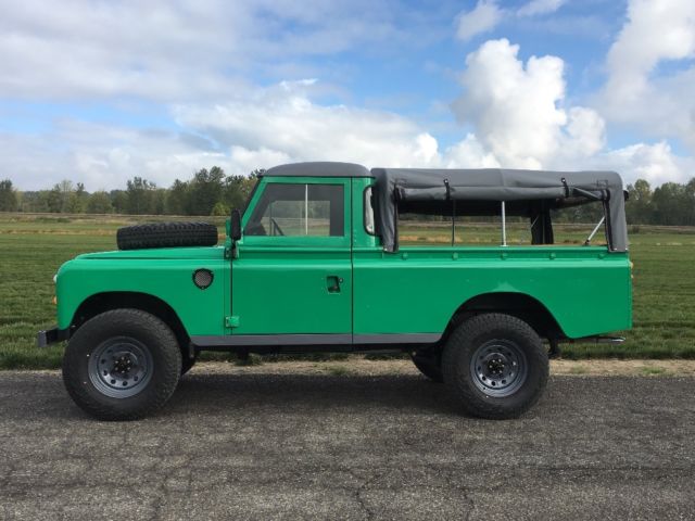 land rover 109 restored / well optioned / turnkey ready 110 90 series