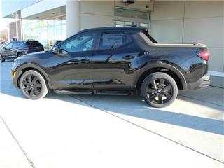 2024 Hyundai Santa Cruz night