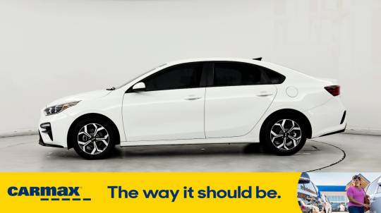 2021 kia forte lxs ivt