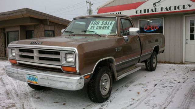 mint body original paint- 1989 dodge power ram le-92k barn find