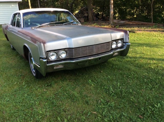 1967 lincoln continental 4 door