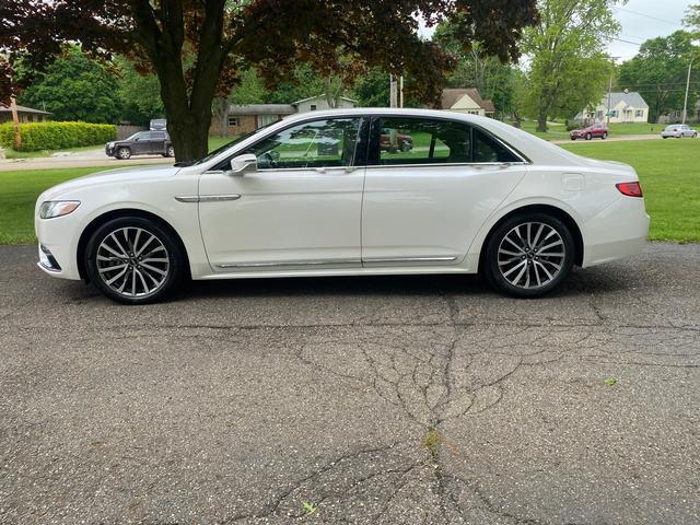 2017 lincoln continental select