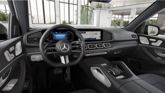 2025 Mercedes-Benz GLS