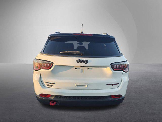 2020 jeep compass trailhawk
