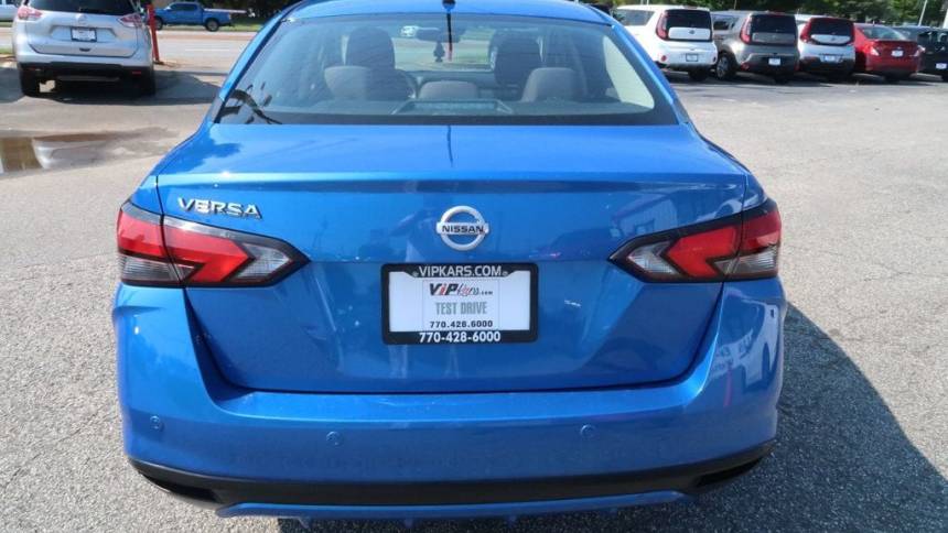 2021 nissan versa s