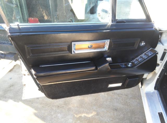 last time listing!!! 4 door hardtop, 440 v-8, power wing windows and lots more!