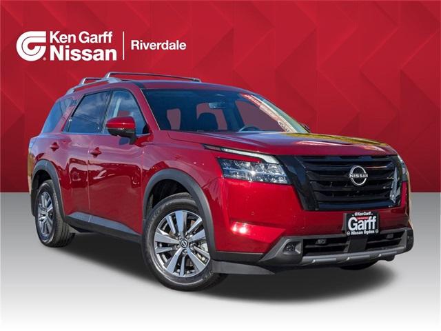 2023 nissan pathfinder sl