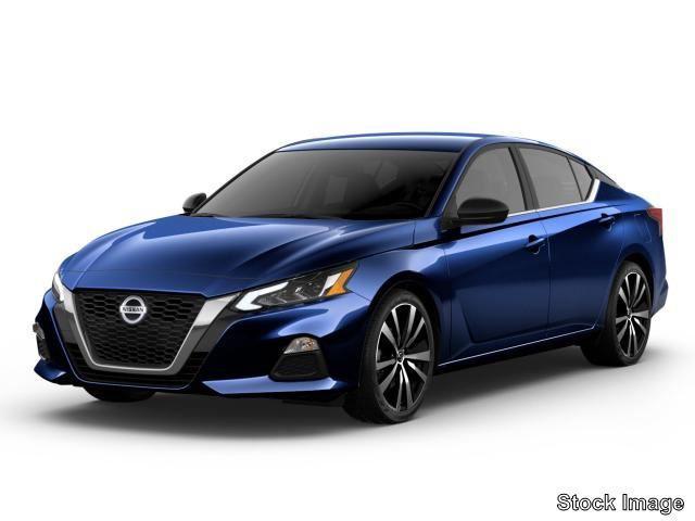 2022 nissan altima sr fwd
