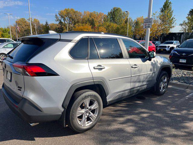 2022 toyota rav4 xle