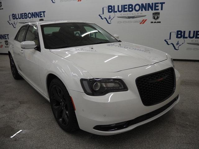 2023 chrysler 300 s