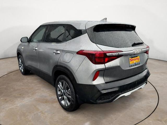 2022 kia seltos lx